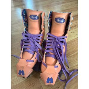 Moxi Beach Bunny Roller Skates size 7